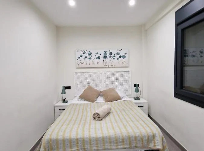 Private Room In The Center Of Estepona